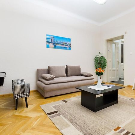 K17 Kinizsi Apartment Budapest Luaran gambar