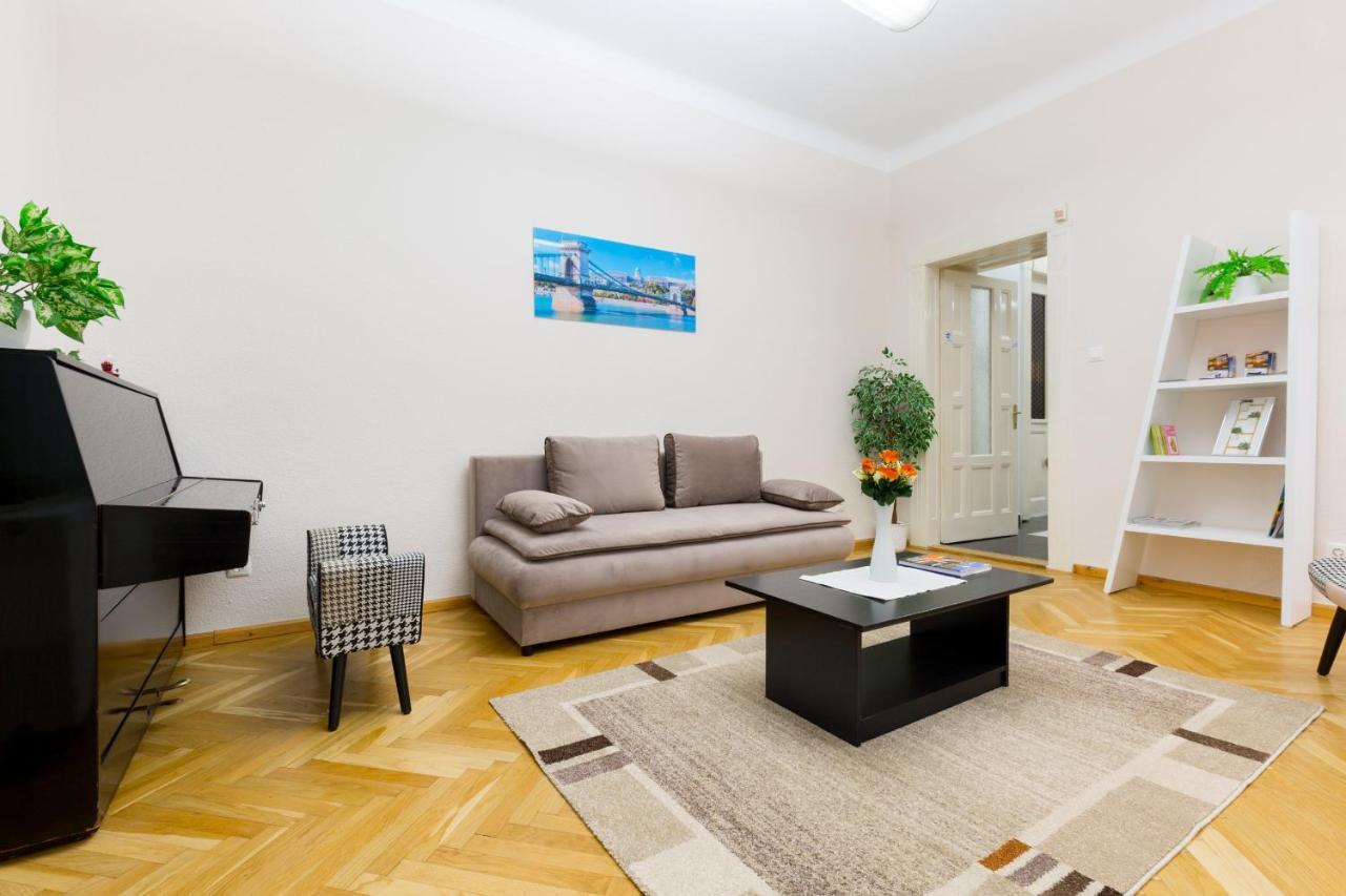 K17 Kinizsi Apartment Budapest Luaran gambar